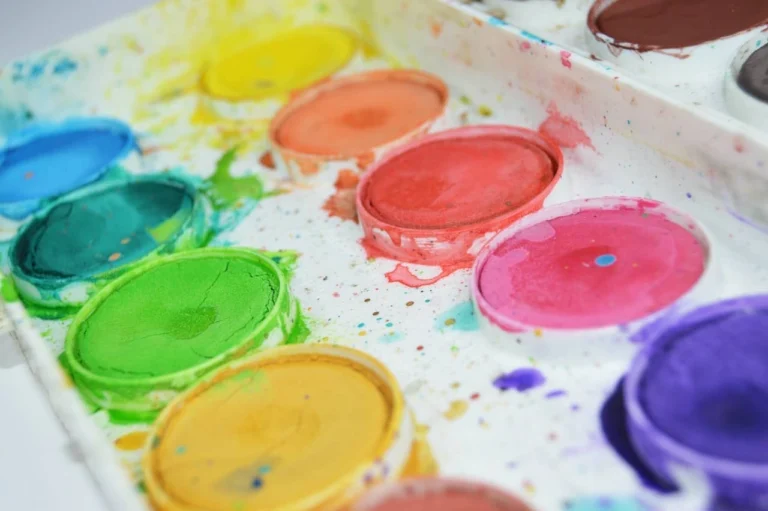 La symbolique des couleurs en art-thérapie